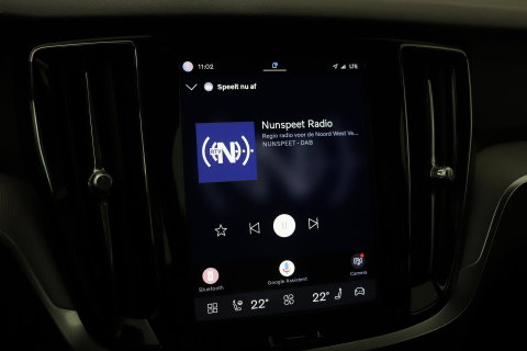 Volvo V60 B4 Plus Bright | ACC | Harman/Kardon | Trekhaak | 360° Camera | Stoel+Stuurverwarming | Keyless | Leder | 18 Inch