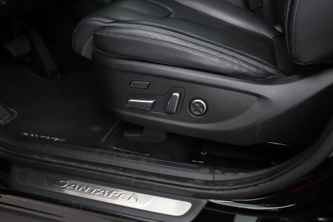 Hyundai Santa Fe 1.6 T-GDI PHEV Premium Plus Sky 7p. | Panoramadak | Stoelventilatie | Head-Up | 360° Camera | Trekhaak | Stoel+stuurverwarming | 20 Inch