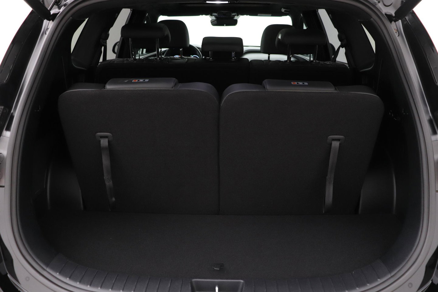 Hyundai Santa Fe 1.6 T-GDI PHEV Premium Plus Sky 7p. | Panoramadak | Stoelventilatie | Head-Up | 360° Camera | Trekhaak | Stoel+stuurverwarming | 20 Inch
