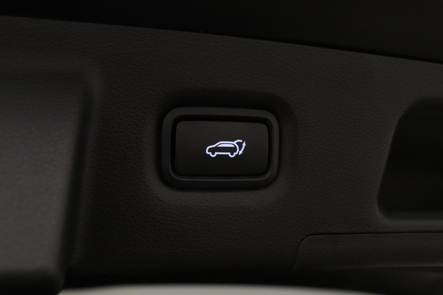 Hyundai Santa Fe 1.6 T-GDI PHEV Premium Plus Sky 7p. | Panoramadak | Stoelventilatie | Head-Up | 360° Camera | Trekhaak | Stoel+stuurverwarming | 20 Inch
