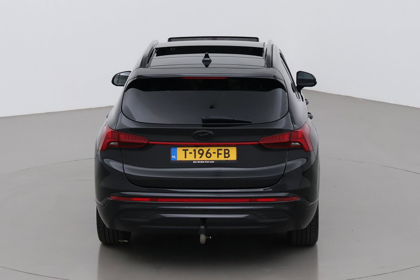Hyundai Santa Fe 1.6 T-GDI PHEV Premium Plus Sky 7p. | Panoramadak | Stoelventilatie | Head-Up | 360° Camera | Trekhaak | Stoel+stuurverwarming | 20 Inch