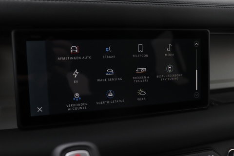 Land Rover Defender 110 P400e X-Dynamic SE | Panoramadak | Trekhaak | Luchtvering | 360° Camera | Meridian | Stoel+Stuurverwarming | BLIS | ACC
