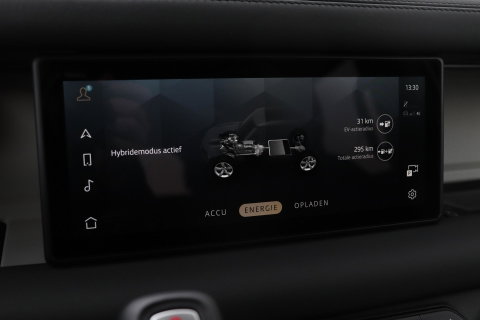 Land Rover Defender 110 P400e X-Dynamic SE | Panoramadak | Trekhaak | Luchtvering | 360° Camera | Meridian | Stoel+Stuurverwarming | BLIS | ACC
