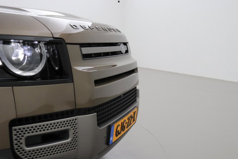 Land Rover Defender 110 P400e X-Dynamic SE | Panoramadak | Trekhaak | Luchtvering | 360° Camera | Meridian | Stoel+Stuurverwarming | BLIS | ACC