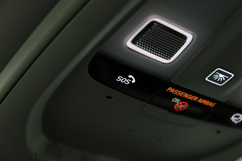 Volvo V60 B4 Plus Bright | ACC | Harman/Kardon | Trekhaak | 360° Camera | Stoel+Stuurverwarming | Keyless | Leder | 18 Inch