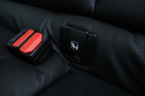 Volvo V60 B4 Plus Bright | ACC | Harman/Kardon | Trekhaak | 360° Camera | Stoel+Stuurverwarming | Keyless | Leder | 18 Inch