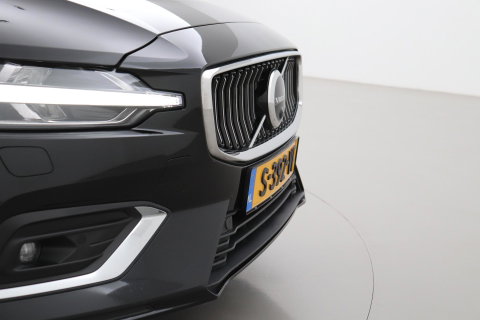 Volvo V60 B4 Plus Bright | ACC | Harman/Kardon | Trekhaak | 360° Camera | Stoel+Stuurverwarming | Keyless | Leder | 18 Inch