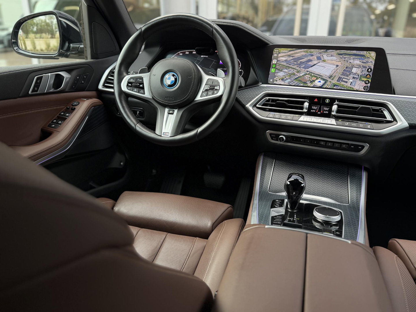 BMW X5 xDrive45e High Ex xLine |SkyLounge|Massage/Ventilatie|22" Bmw Individual|Laser|Entertainment Prof|M-Sport stuurwiel