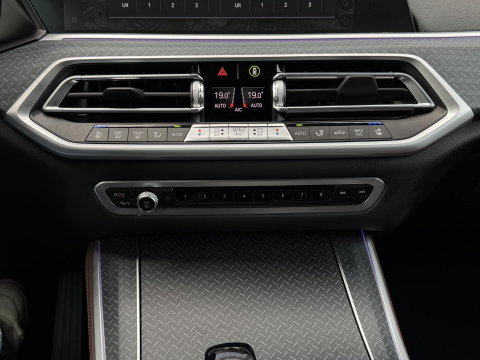 BMW X5 xDrive45e High Ex xLine |SkyLounge|Massage/Ventilatie|22" Bmw Individual|Laser|Entertainment Prof|M-Sport stuurwiel