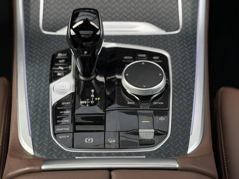 BMW X5 xDrive45e High Ex xLine |SkyLounge|Massage/Ventilatie|22" Bmw Individual|Laser|Entertainment Prof|M-Sport stuurwiel