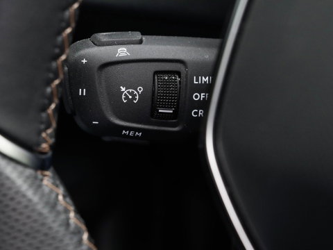 Peugeot 3008 1.6 HYbrid4 300 GT Trekhaak Focal Panodak NappaLeer SoH 95% Dealeronderhouden!