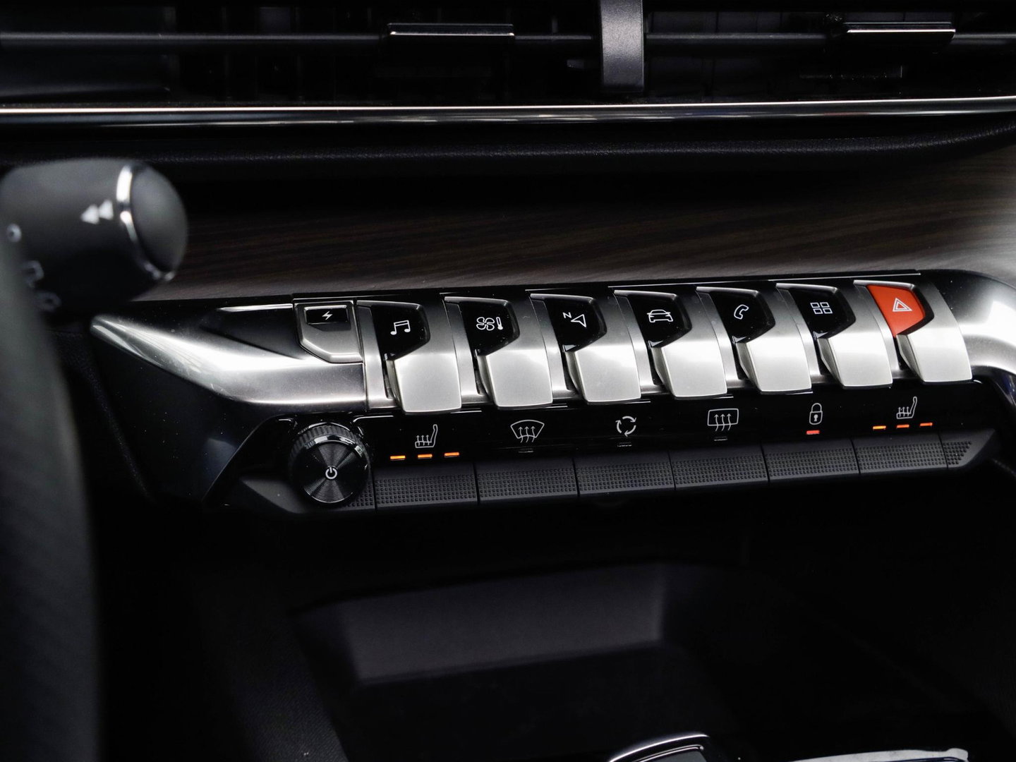 Peugeot 3008 1.6 HYbrid4 300 GT Trekhaak Focal Panodak NappaLeer SoH 95% Dealeronderhouden!