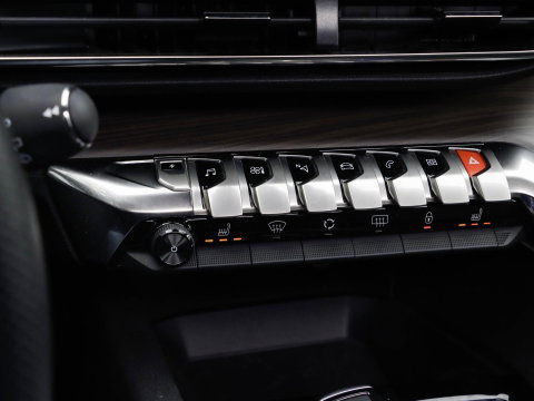 Peugeot 3008 1.6 HYbrid4 300 GT Trekhaak Focal Panodak NappaLeer SoH 95% Dealeronderhouden!