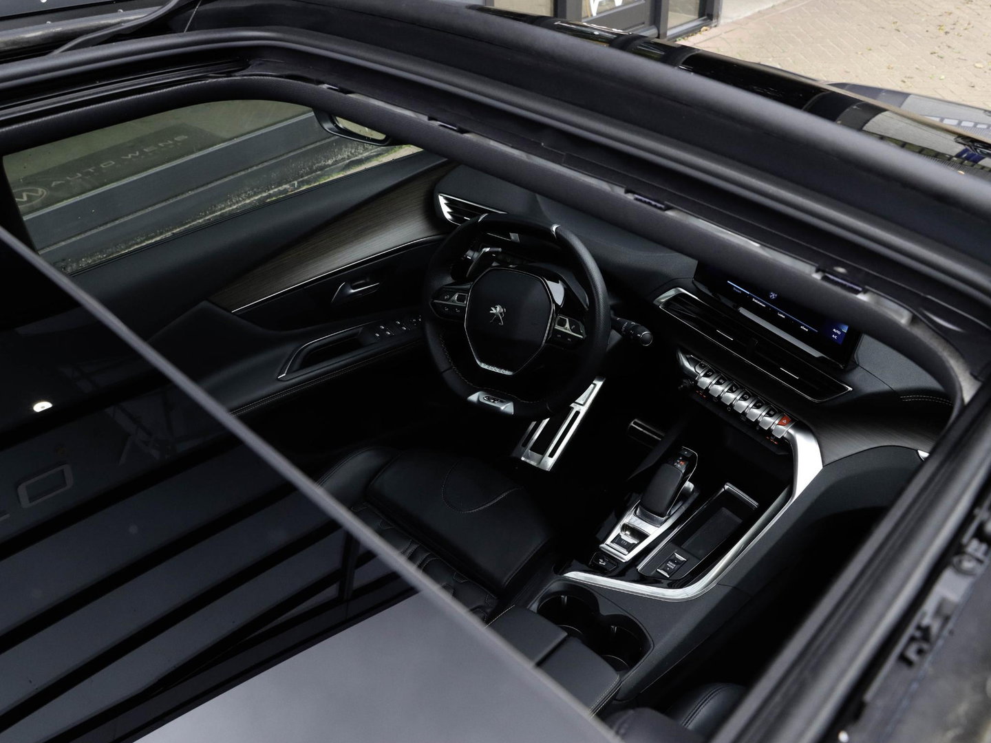 Peugeot 3008 1.6 HYbrid4 300 GT Trekhaak Focal Panodak NappaLeer SoH 95% Dealeronderhouden!