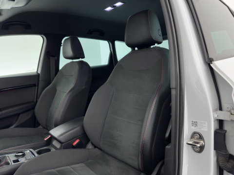 SEAT Ateca 1.5 TSI FR Business Intense (INCL.BTW) *LEATHER-MICROFIBRE | FULL-LED | DIGI-COCKPIT | BEATS-AUDIO | TOP-VIEW | KEYLESS | CARPLAY | NAVI-FULLMAP | DAB+ | SPORT-SEATS | PRIVACY-GLASS | ECC | PDC | CRUISE | 19''ALU | TOWB