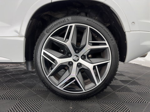 SEAT Ateca 1.5 TSI FR Business Intense (INCL.BTW) *LEATHER-MICROFIBRE | FULL-LED | DIGI-COCKPIT | BEATS-AUDIO | TOP-VIEW | KEYLESS | CARPLAY | NAVI-FULLMAP | DAB+ | SPORT-SEATS | PRIVACY-GLASS | ECC | PDC | CRUISE | 19''ALU | TOWB