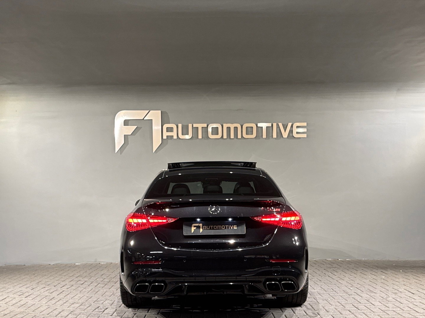 Mercedes-Benz C-Klasse AMG 63 S E Performance Pano|HuD|Memory