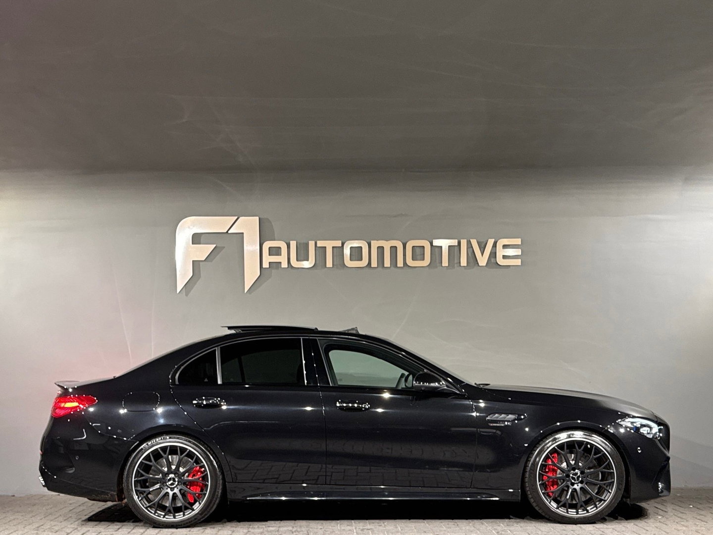 Mercedes-Benz C-Klasse AMG 63 S E Performance Pano|HuD|Memory