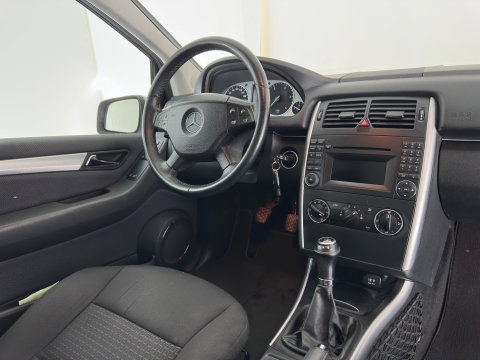 Mercedes-Benz B-Klasse 180 CDI Business Class *NAVI-FULLMAP | AIRCO | CRUISE | COMFORT-SEATS | 16''ALU | TOWBAR*
