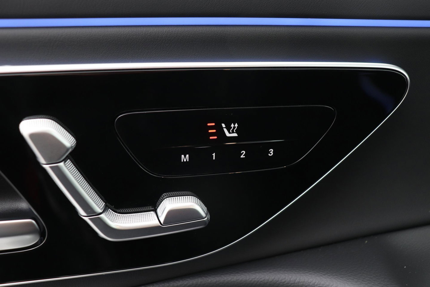Mercedes-Benz E-Klasse AMG 53 4MATIC+ | Achterasbesturing | 360° Camera | Trekhaak | Keyless | Stoelverwarming | 20 Inch