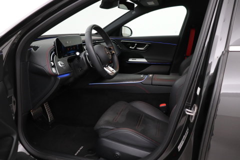 Mercedes-Benz E-Klasse AMG 53 4MATIC+ | Achterasbesturing | 360° Camera | Trekhaak | Keyless | Stoelverwarming | 20 Inch
