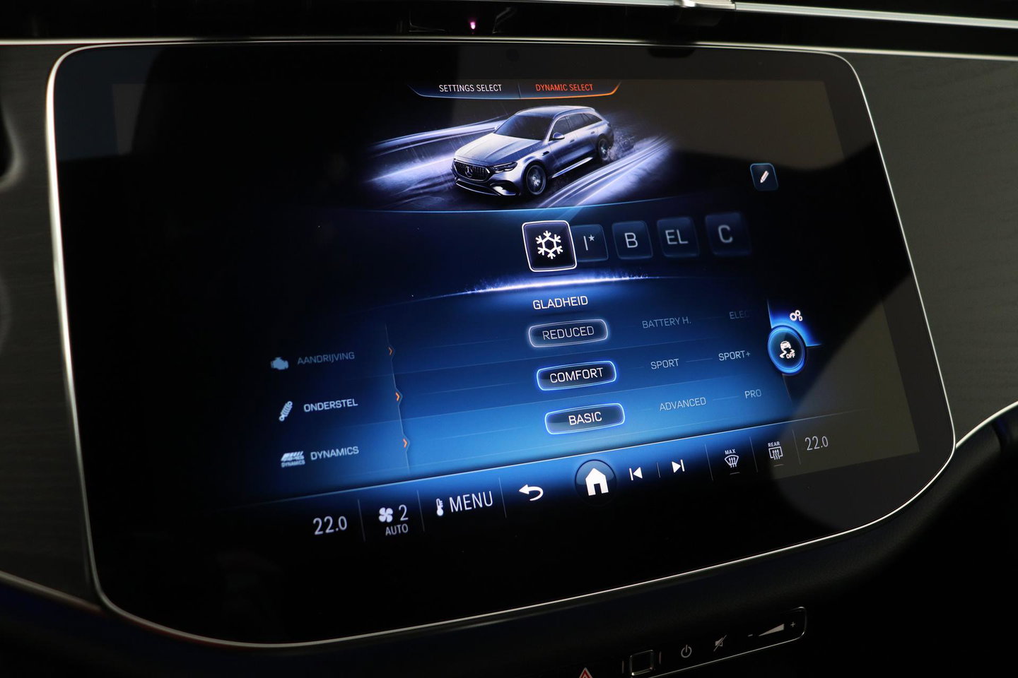 Mercedes-Benz E-Klasse AMG 53 4MATIC+ | Achterasbesturing | 360° Camera | Trekhaak | Keyless | Stoelverwarming | 20 Inch