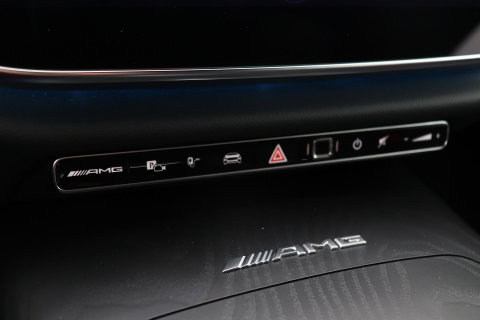 Mercedes-Benz E-Klasse AMG 53 4MATIC+ | Achterasbesturing | 360° Camera | Trekhaak | Keyless | Stoelverwarming | 20 Inch