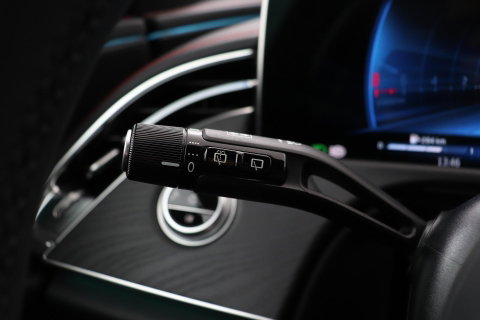 Mercedes-Benz E-Klasse AMG 53 4MATIC+ | Achterasbesturing | 360° Camera | Trekhaak | Keyless | Stoelverwarming | 20 Inch