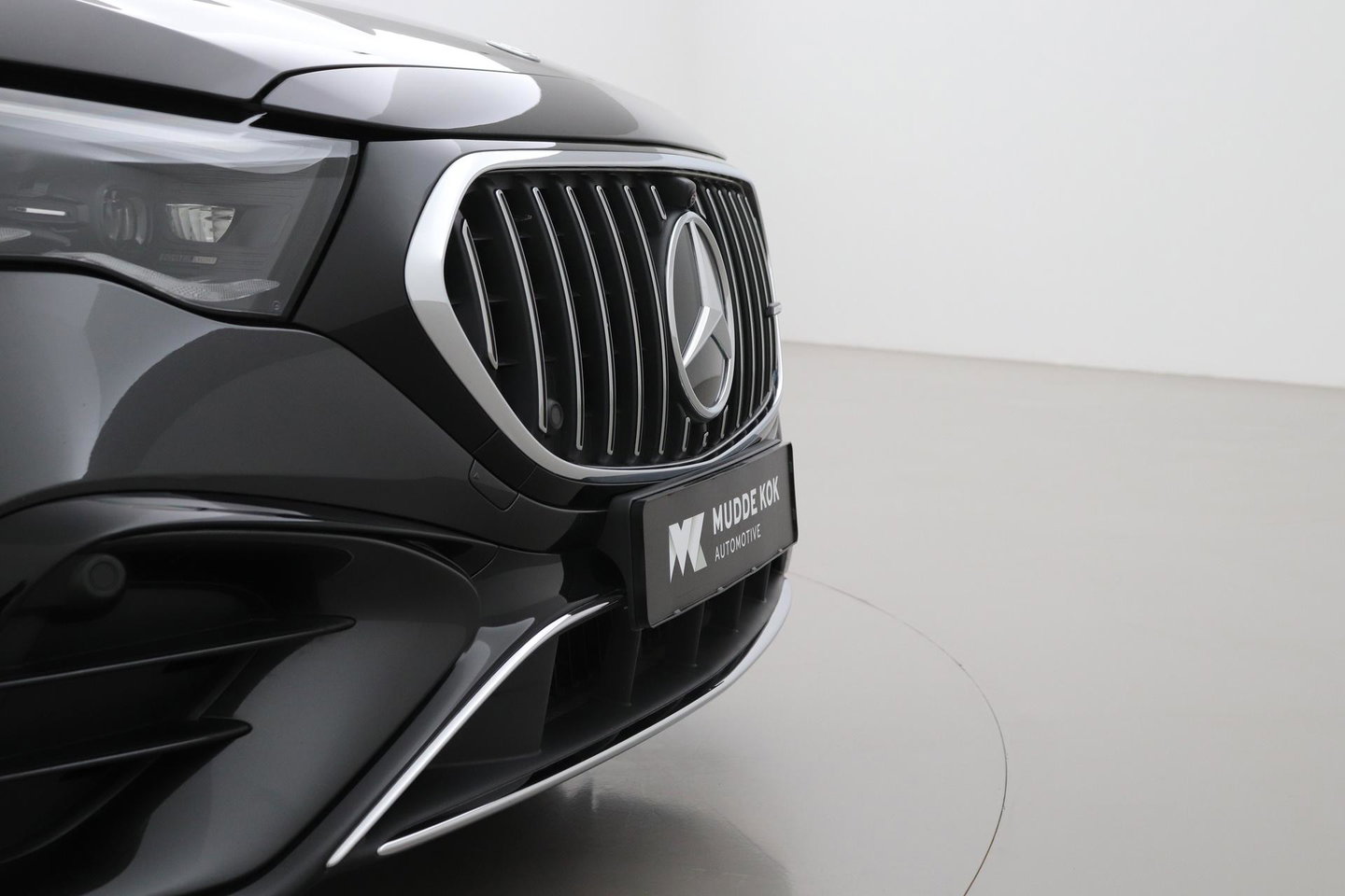 Mercedes-Benz E-Klasse AMG 53 4MATIC+ | Achterasbesturing | 360° Camera | Trekhaak | Keyless | Stoelverwarming | 20 Inch