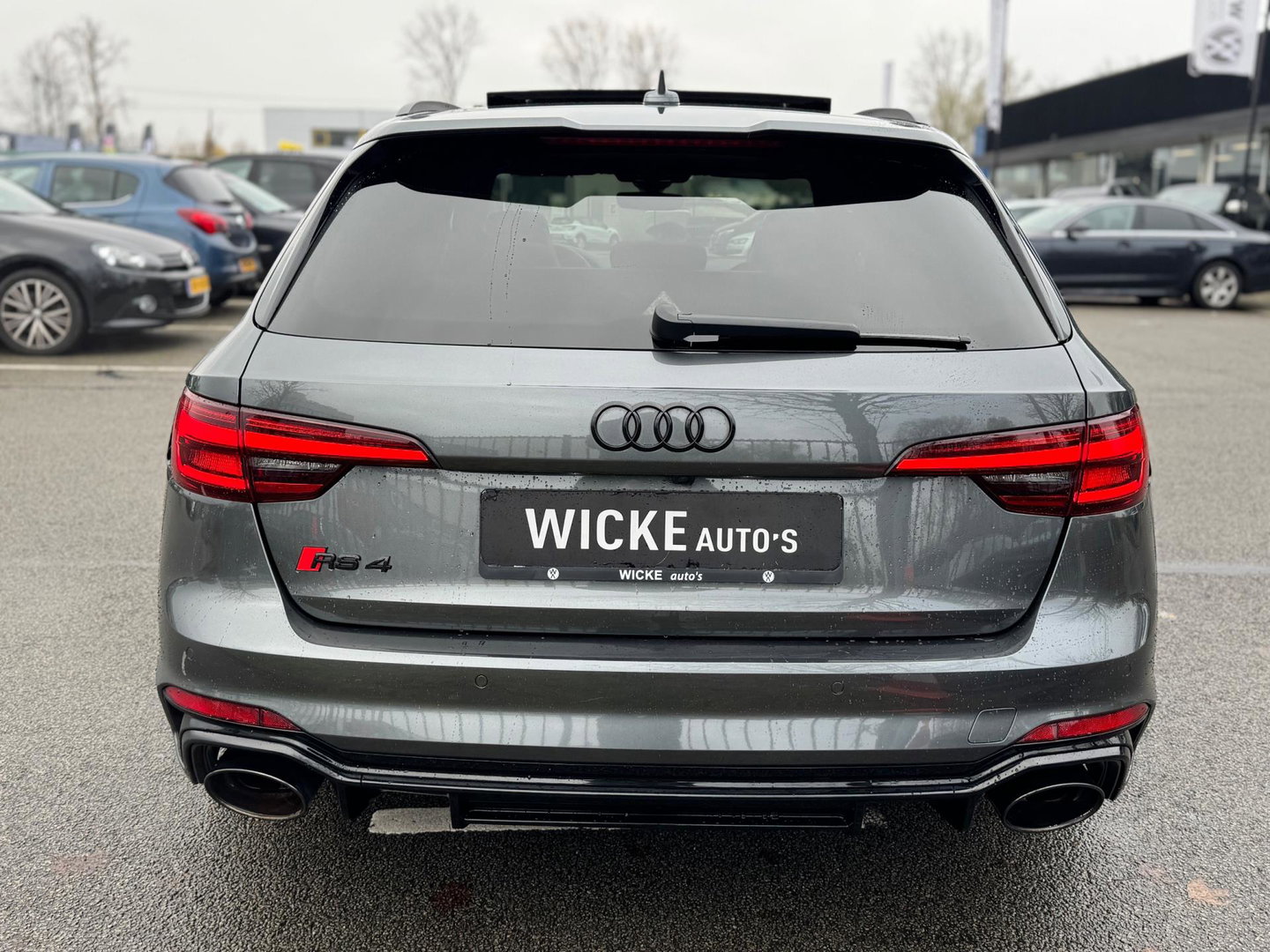 Audi A4 Avant 2.9 TFSI RS 4 quattro 450PK B&O 3D Pano Carbon Massage Leder