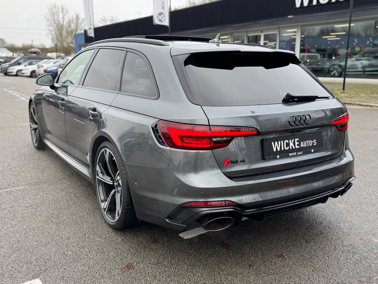 Audi A4 Avant 2.9 TFSI RS 4 quattro 450PK B&O 3D Pano Carbon Massage Leder
