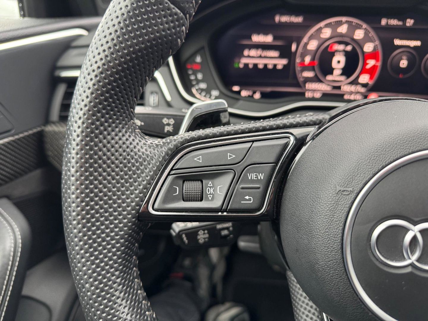Audi A4 Avant 2.9 TFSI RS 4 quattro 450PK B&O 3D Pano Carbon Massage Leder