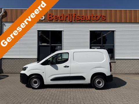Peugeot Partner 1.2 PureTech Premium / vaste prijs rijklaar € 11.750 ex btw / lease vanaf € 198 / airco / cruise control / pdc achter / navigatie / raam in de schuifdeur / euro 6 !