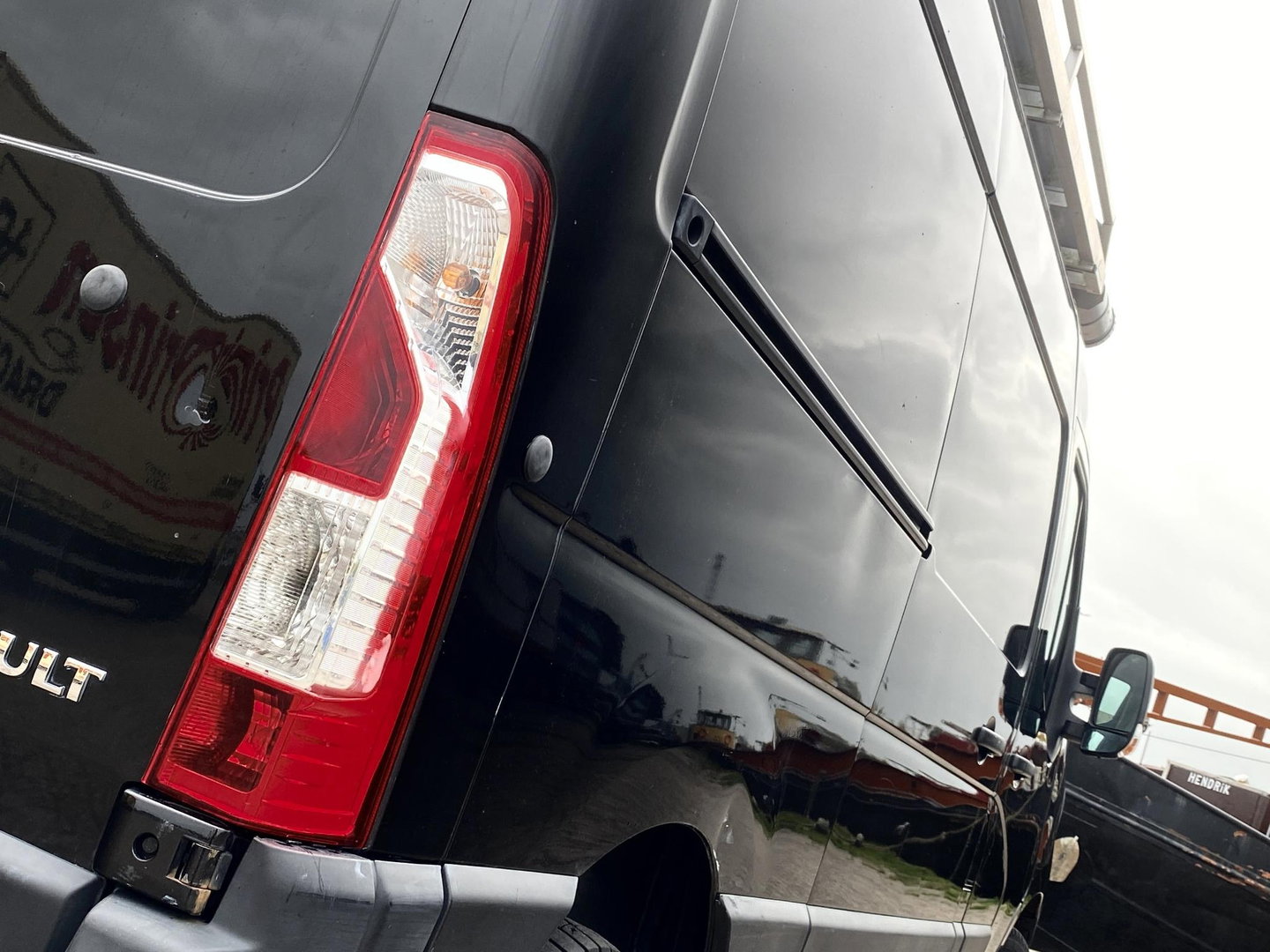 Renault Master 150PK L2H2 Energy GLASRESTEEL  | TREKHAAK | GLASWAGEN | CRUISE | AC