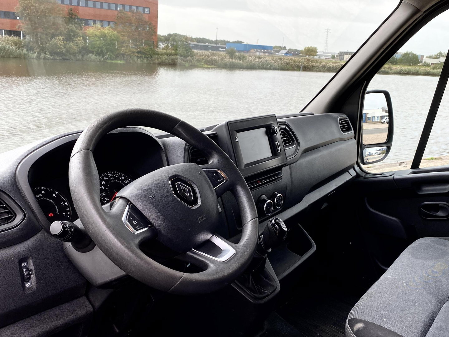 Renault Master 150PK L2H2 Energy GLASRESTEEL  | TREKHAAK | GLASWAGEN | CRUISE | AC