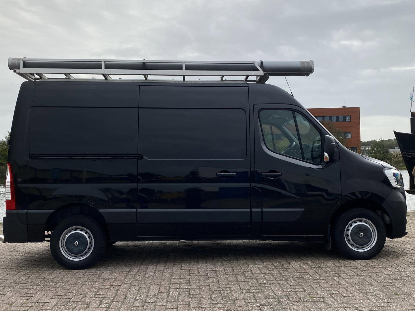 Renault Master 150PK L2H2 Energy GLASRESTEEL  | TREKHAAK | GLASWAGEN | CRUISE | AC