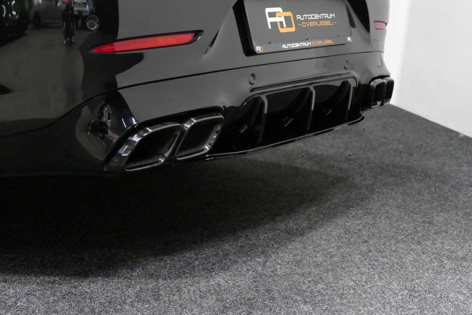 Mercedes-Benz CLS 450 4MATIC AMG Line / CLS63 AMG Diffuser / Panamericana Grille / Maxton Design Bodykit / Schuif-/kanteldak / Multibeam LED / Apple Carplay - Android Auto / 360 graden Camera / 20'' LMV / Stoelverwarming / Achteruitrijcamera / Dodehoek detectie