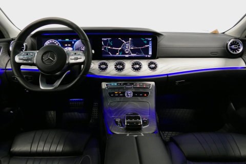 Mercedes-Benz CLS 450 4MATIC AMG Line / CLS63 AMG Diffuser / Panamericana Grille / Maxton Design Bodykit / Schuif-/kanteldak / Multibeam LED / Apple Carplay - Android Auto / 360 graden Camera / 20'' LMV / Stoelverwarming / Achteruitrijcamera / Dodehoek detectie