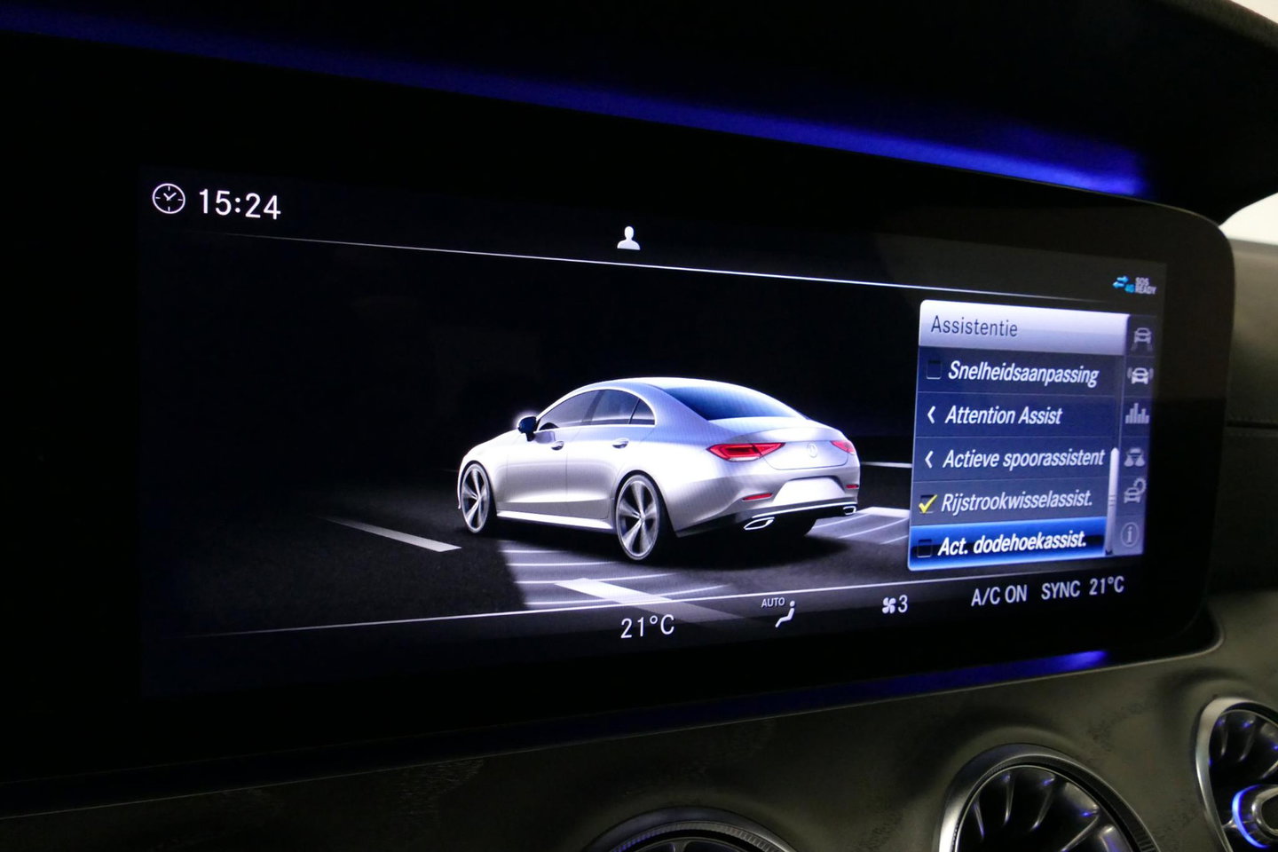 Mercedes-Benz CLS 450 4MATIC AMG Line / CLS63 AMG Diffuser / Panamericana Grille / Maxton Design Bodykit / Schuif-/kanteldak / Multibeam LED / Apple Carplay - Android Auto / 360 graden Camera / 20'' LMV / Stoelverwarming / Achteruitrijcamera / Dodehoek detectie