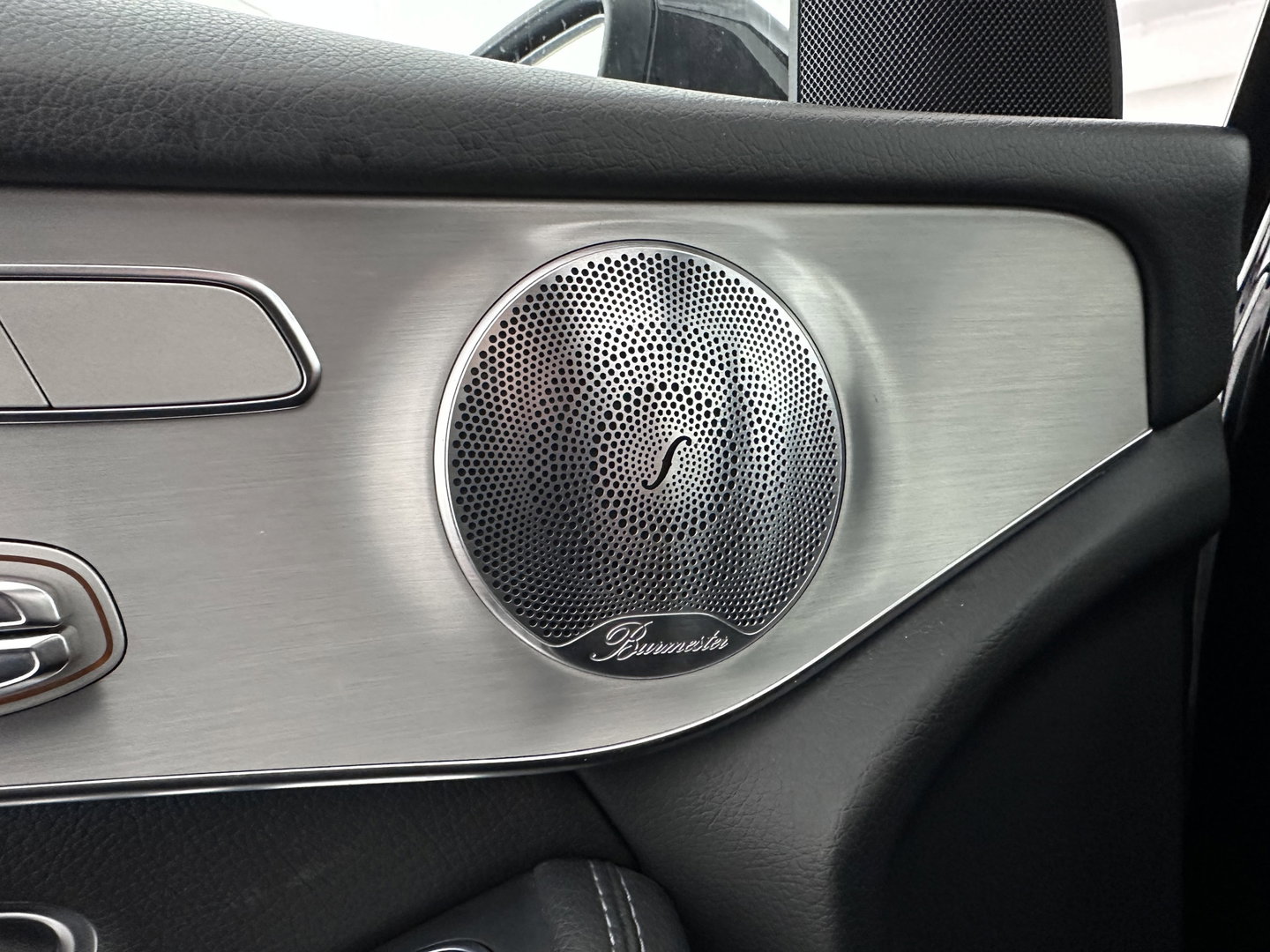 Mercedes-Benz GLC 250 d 4MATIC Prestige Aut. *PANO | HEAD-UP | LEATHER | FULL-LED | DISTRONIC | BURMESTER | MEMORY-PACK | HEATED-SPORTSEATS | BLIND-SPOT | NAVI-FULLMAP | PRIVACY-GLASS | SHIFT-PADDLES | ECC | PDC | TOWBAR | 19''ALU*