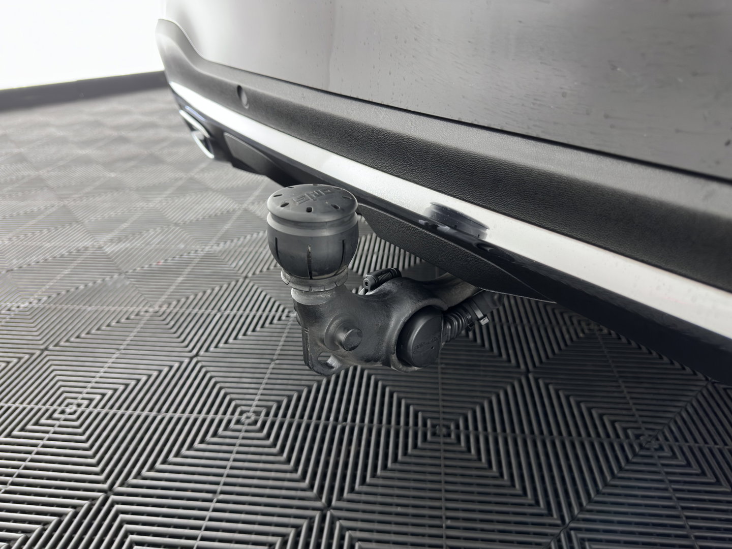 Mercedes-Benz GLC 250 d 4MATIC Prestige Aut. *PANO | HEAD-UP | LEATHER | FULL-LED | DISTRONIC | BURMESTER | MEMORY-PACK | HEATED-SPORTSEATS | BLIND-SPOT | NAVI-FULLMAP | PRIVACY-GLASS | SHIFT-PADDLES | ECC | PDC | TOWBAR | 19''ALU*
