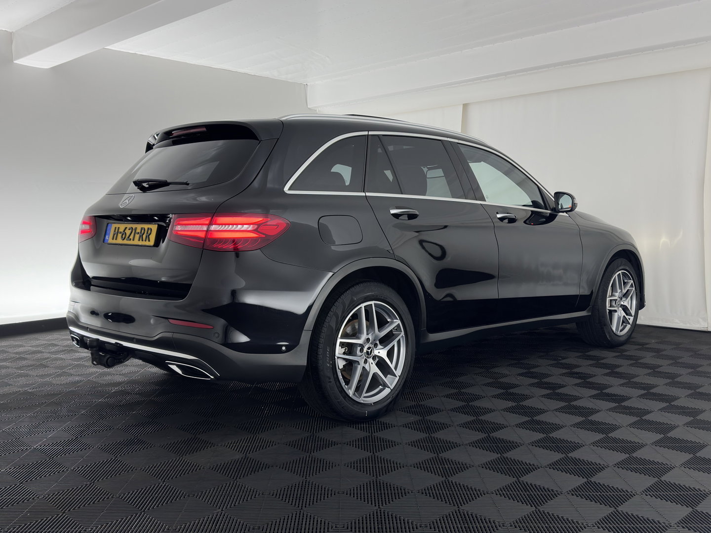 Mercedes-Benz GLC 250 d 4MATIC Prestige Aut. *PANO | HEAD-UP | LEATHER | FULL-LED | DISTRONIC | BURMESTER | MEMORY-PACK | HEATED-SPORTSEATS | BLIND-SPOT | NAVI-FULLMAP | PRIVACY-GLASS | SHIFT-PADDLES | ECC | PDC | TOWBAR | 19''ALU*