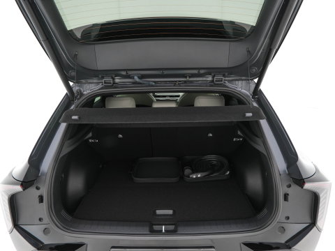 Kia EV4 GT-Line 81.4 kWh (3-Fase-11kW) { SoH-100%} Aut. *HEATPUMP | LEATHER | HARMAN/KARDON | PREMIUM-RELAX-SEATS | ADAPTIVE-LED | V2L | TOPVIEW | CARPLAY | BLINDSPOT | DIGI-COCKPIT | PRIVACY-GLASS | ECC | PDC | HEATED /VENTILATED | 19"ALU*