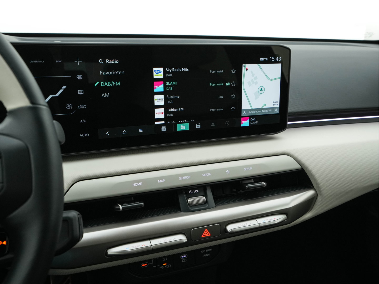 Kia EV4 GT-Line 81.4 kWh (3-Fase-11kW) { SoH-100%} Aut. *HEATPUMP | LEATHER | HARMAN/KARDON | PREMIUM-RELAX-SEATS | ADAPTIVE-LED | V2L | TOPVIEW | CARPLAY | BLINDSPOT | DIGI-COCKPIT | PRIVACY-GLASS | ECC | PDC | HEATED /VENTILATED | 19"ALU*