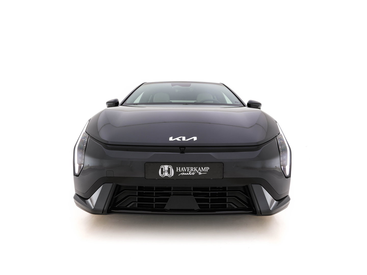 Kia EV4 GT-Line 81.4 kWh (3-Fase-11kW) { SoH-100%} Aut. *HEATPUMP | LEATHER | HARMAN/KARDON | PREMIUM-RELAX-SEATS | ADAPTIVE-LED | V2L | TOPVIEW | CARPLAY | BLINDSPOT | DIGI-COCKPIT | PRIVACY-GLASS | ECC | PDC | HEATED /VENTILATED | 19"ALU*