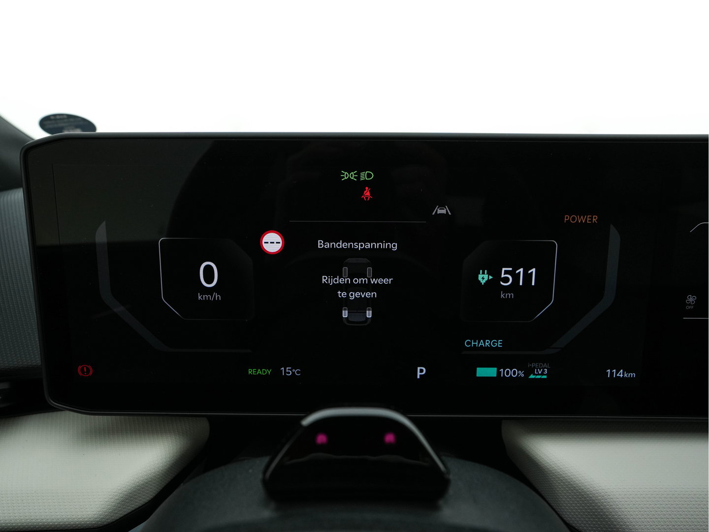 Kia EV4 GT-Line 81.4 kWh (3-Fase-11kW) { SoH-100%} Aut. *HEATPUMP | LEATHER | HARMAN/KARDON | PREMIUM-RELAX-SEATS | ADAPTIVE-LED | V2L | TOPVIEW | CARPLAY | BLINDSPOT | DIGI-COCKPIT | PRIVACY-GLASS | ECC | PDC | HEATED /VENTILATED | 19"ALU*