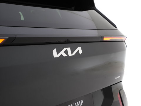 Kia EV4 GT-Line 81.4 kWh (3-Fase-11kW) { SoH-100%} Aut. *HEATPUMP | LEATHER | HARMAN/KARDON | PREMIUM-RELAX-SEATS | ADAPTIVE-LED | V2L | TOPVIEW | CARPLAY | BLINDSPOT | DIGI-COCKPIT | PRIVACY-GLASS | ECC | PDC | HEATED /VENTILATED | 19"ALU*