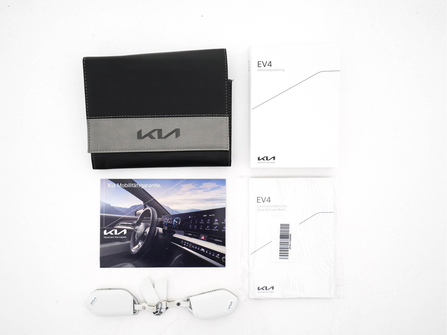 Kia EV4 GT-Line 81.4 kWh (3-Fase-11kW) { SoH-100%} Aut. *HEATPUMP | LEATHER | HARMAN/KARDON | PREMIUM-RELAX-SEATS | ADAPTIVE-LED | V2L | TOPVIEW | CARPLAY | BLINDSPOT | DIGI-COCKPIT | PRIVACY-GLASS | ECC | PDC | HEATED /VENTILATED | 19"ALU*
