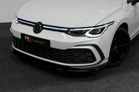 Volkswagen Golf 1.4 eHybrid GTE / GTI Look Diffuser / GTI Look Spoiler / Maxton Design Bodykit / Panoramadak / Matrix LED / Apple Carplay - Android Auto / Stoelverwarming / Ambienteverlichting / 19'' LMV / Achteruitrijcamera / Rode remzadels / Mistverlichting LED
