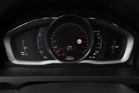 Volvo V60 T4 Business Sport R-Design | ACC | BLIS | Adaptieve Xenon | Stoelverwarming | Navigatie | 18 Inch